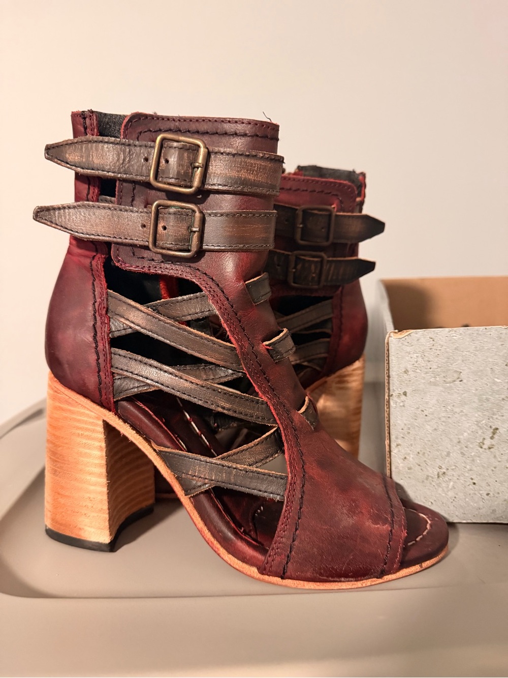 Freebird Tiara Wine Multi Heels Size 8